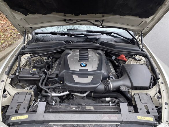 2006 BMW 6 серии 650i II (E63/E64), серебристый, 1250000 рублей - вид 13