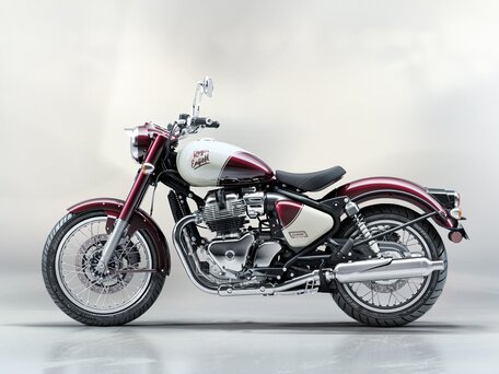 2025 Royal Enfield Classic 650, красный, 712000 рублей, вид 2