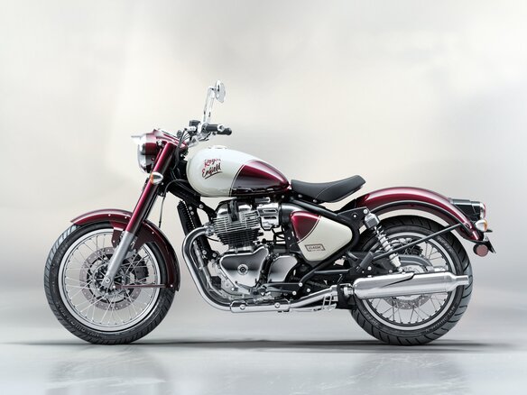 2026 Royal Enfield Classic 650, красный, 703000 рублей - вид 2
