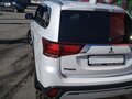 2019 Mitsubishi Outlander III Рестайлинг 3, белый - вид 3
