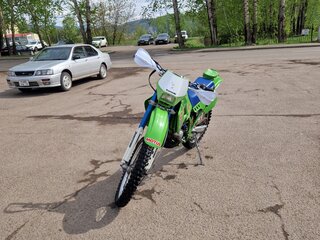 Kawasaki KDX 200