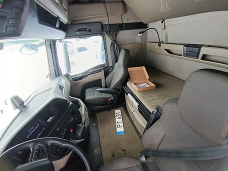 2021 MAN TGX, красный, 10120000 рублей, вид 3