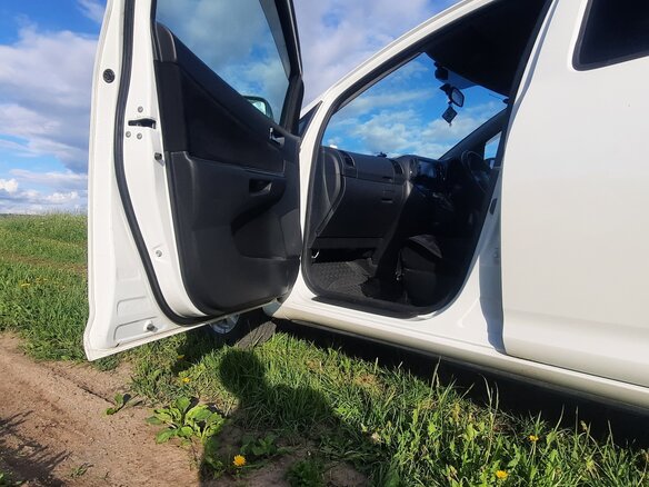 2003 Toyota Wish I, белый, 1200000 рублей - вид 30