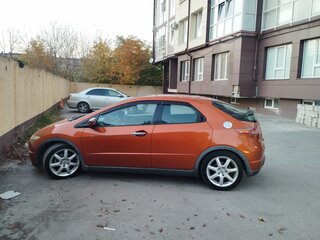 2008 Honda Civic VIII, оранжевый, 680000 рублей, вид 5