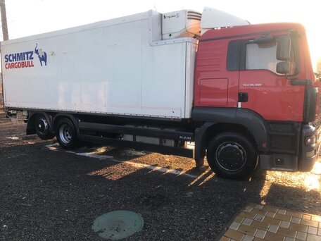 2010 MAN TGA, красный, 2650000 рублей, вид 2