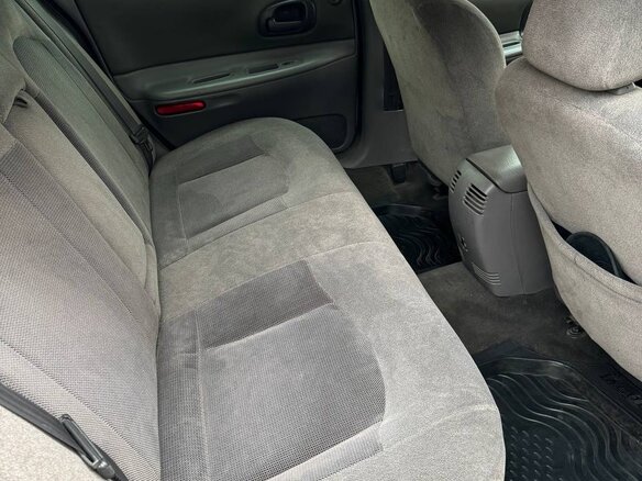 2000 Chrysler Intrepid II, серебристый, 330000 рублей - вид 6