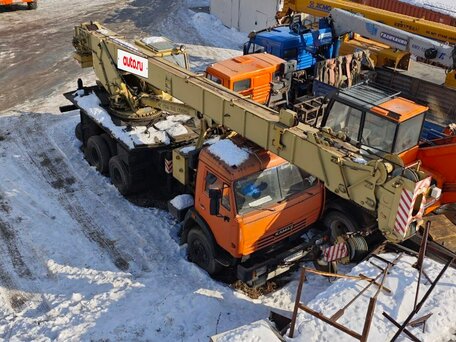 2007 Мотовилиха КС-5579, оранжевый, 5500000 рублей, вид 1