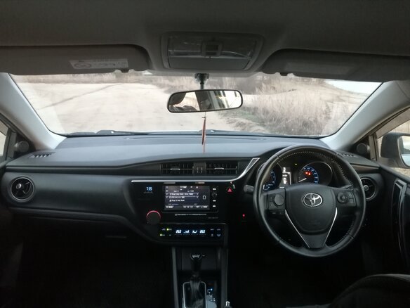 2015 Toyota Auris II Рестайлинг, серебристый, 1400000 рублей - вид 15