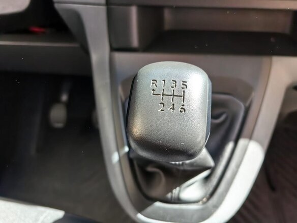 2020 Peugeot Expert III, жёлтый, 3850000 рублей - вид 15