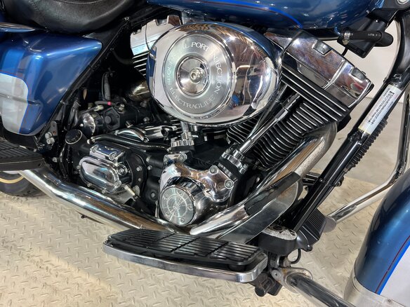 2005 Harley-Davidson Electra Glide, синий, 510000 рублей - вид 17