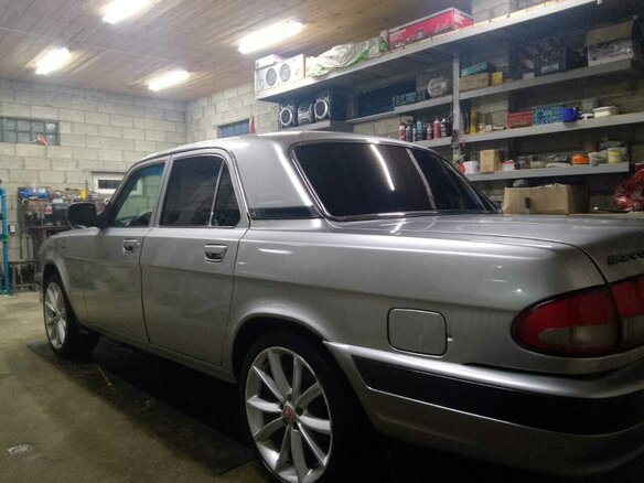 2004 ГАЗ 31105 «Волга», серебристый, 375000 рублей - вид 3