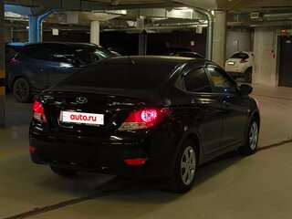 2013 Hyundai Solaris I, чёрный, 1200000 рублей, вид 4