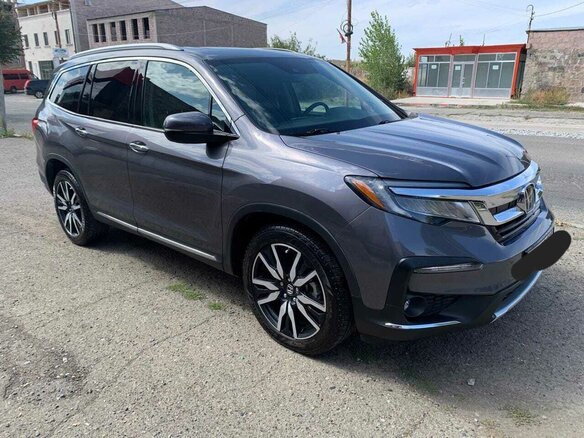 2020 Honda Pilot 6AT III Рестайлинг, серый, 5500000 рублей - вид 1