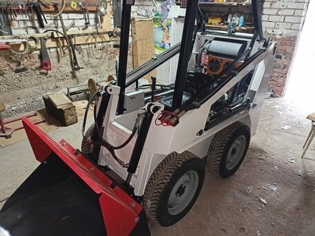 2024 Bobcat S220, белый, 750000 рублей, вид 1