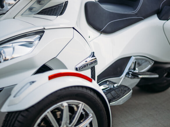 2015 BRP Can-Am Spyder, белый, 1528202 рублей - вид 7