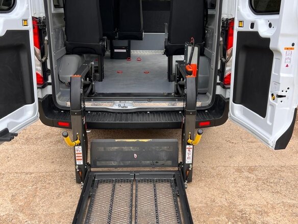 2021 Ford Transit, белый, 4999000 рублей - вид 5