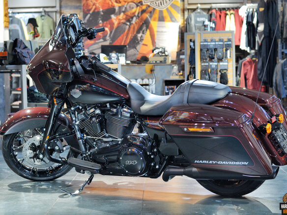 2022 Harley-Davidson Street Glide, пурпурный, 3600000 рублей - вид 13