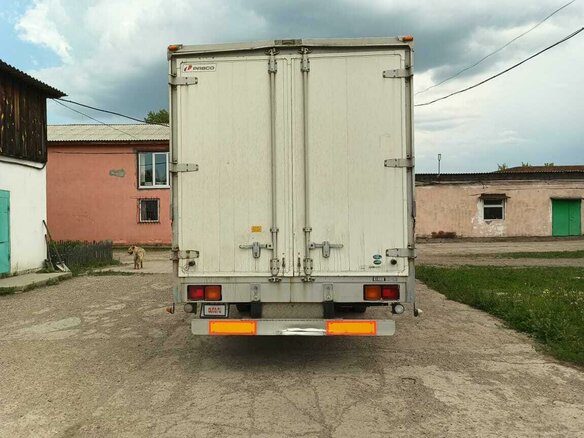 2011 Fuso (Mitsubishi) Fighter, белый, 4250000 рублей - вид 3