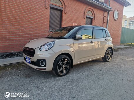 2017 Toyota Passo III, бежевый, 1015000 рублей, вид 4
