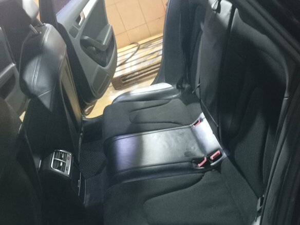 2011 Audi A4 IV (B8), чёрный, 900000 рублей - вид 9
