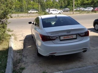2010 Hyundai Sonata VI (YF), белый, 1250000 рублей, вид 3