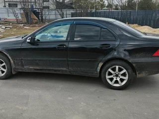 2007 Mercedes-Benz C-Класс 180 II (W203) Рестайлинг, чёрный, 470000 рублей, вид 4