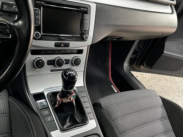 2012 Volkswagen Passat CC I Рестайлинг, чёрный, 1500000 рублей - вид 9