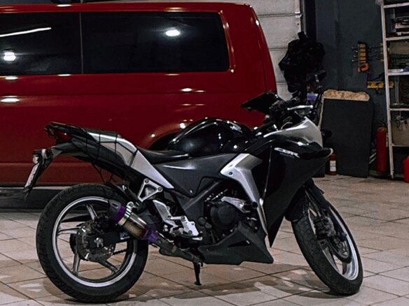 2011 Honda CBR 250R, чёрный, 280000 рублей - вид 2