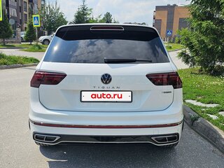 2021 Volkswagen Tiguan II Рестайлинг, белый, 5150000 рублей, вид 4