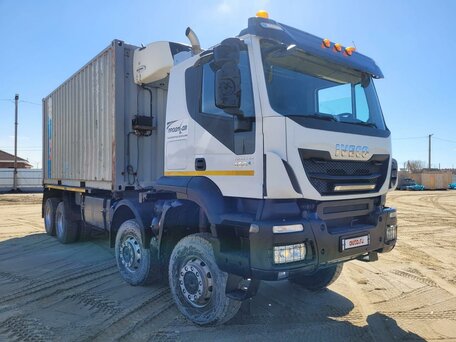 2019 Iveco Trakker, белый, 10000000 рублей, вид 5