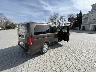 2016 Mercedes-Benz V-Класс Long 250 d длинный III (W447), коричневый, 5600000 рублей, вид 4