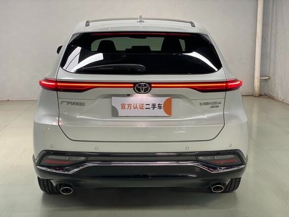 2024 Toyota Venza II, белый, 4474000 рублей - вид 4