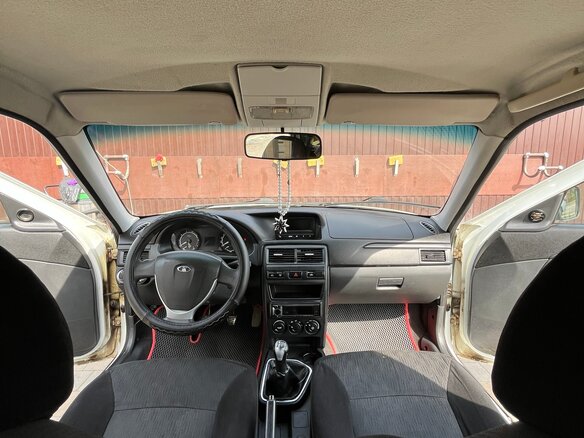 2014 Lada (ВАЗ) Priora I Рестайлинг, белый, 580000 рублей - вид 5