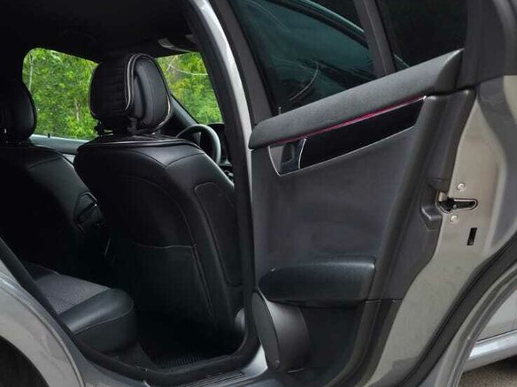 2010 Mercedes-Benz C-Класс 180 BlueEFFICIENCY III (W204), серый, 1150000 рублей - вид 17
