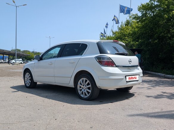 2012 Opel Astra H Рестайлинг, белый, 510000 рублей - вид 6