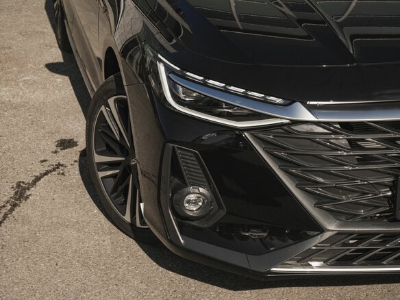 2024 Chery Arrizo 8, чёрный, 3029900 рублей - вид 3