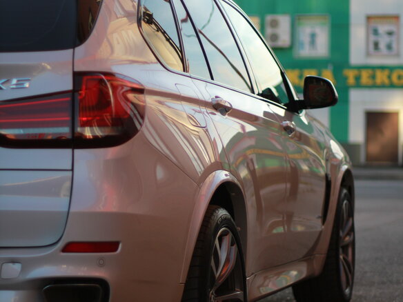 2017 BMW X5 40d III (F15), белый, 5390000 рублей - вид 5
