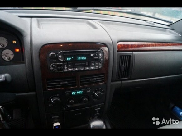 2004 Jeep Grand Cherokee II (WJ), чёрный - вид 10