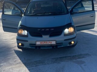 2002 Nissan Tino, голубой, 510000 рублей, вид 4