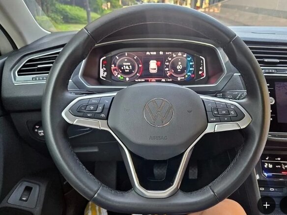 2022 Volkswagen Tiguan II Рестайлинг, белый, 2370000 рублей - вид 7