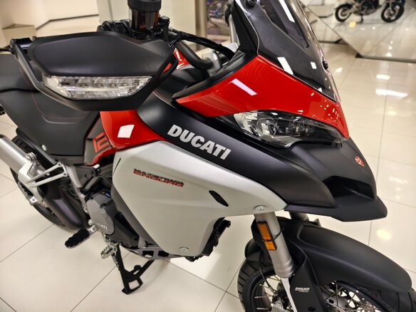 2019 Ducati Multistrada 1260, красный - вид 19