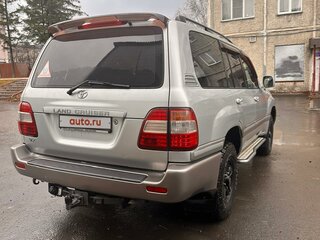 2006 Toyota Land Cruiser 100 Series Рестайлинг 2, серебристый, 2800000 рублей, вид 5
