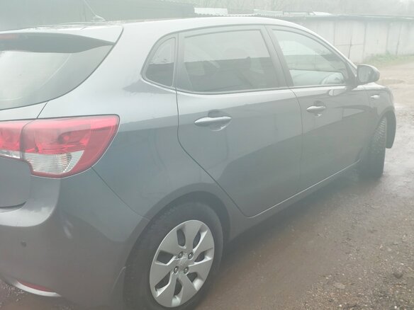 2016 Kia Rio III Рестайлинг, серый, 1000000 рублей - вид 2