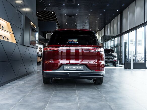 2026 Esteo Exlantix ET8, красный, 7690000 рублей - вид 4
