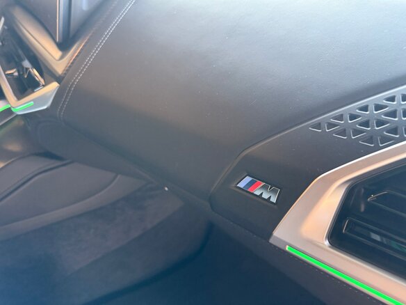 2023 BMW XM, зелёный, 16900000 рублей - вид 28