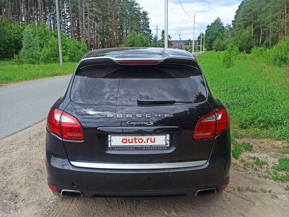 2014 Porsche Cayenne Diesel II (958), чёрный, 3000000 рублей - вид 3
