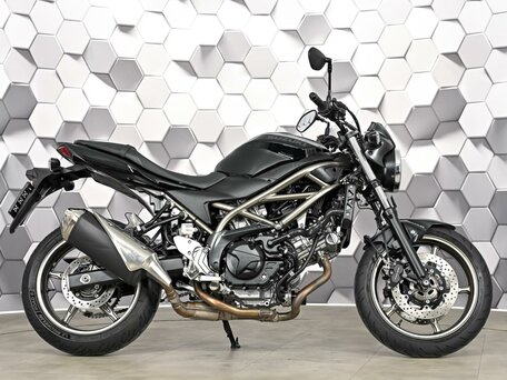 2024 Suzuki SV 650, чёрный, 677000 рублей, вид 3