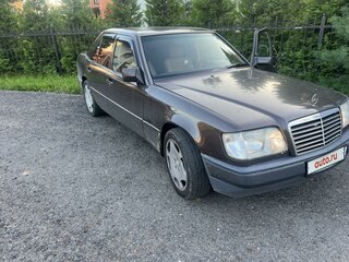 1990 Mercedes-Benz W124 230, коричневый, 550000 рублей, вид 5
