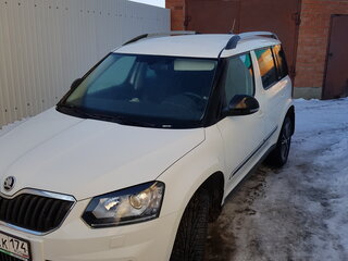 2017 Skoda Yeti I Рестайлинг, белый, 1620000 рублей, вид 1