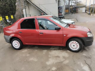 2009 Renault Logan I Рестайлинг, красный, 470000 рублей, вид 4